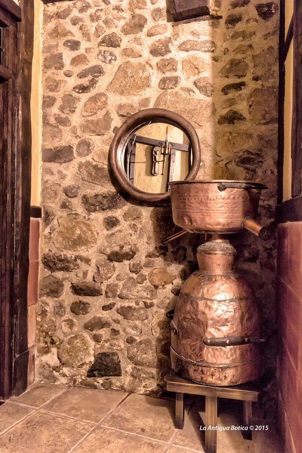 La Antigua Botica Pension Pasarón Buitenkant foto